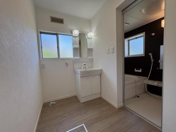 中古戸建 四国中央市中之庄町 JR予讃線伊予三島駅 1,380万円