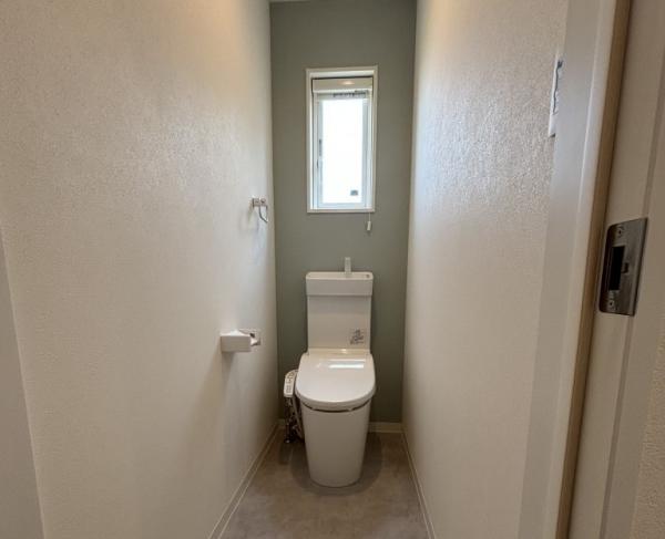 11604　未入居住宅　四国中央市上柏町 トイレ 