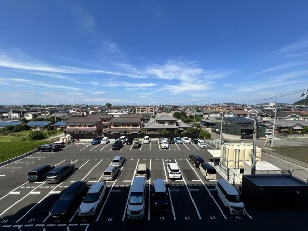 中古マンション 新居浜市庄内町６丁目10-41 JR予讃線新居浜駅 2,830万円