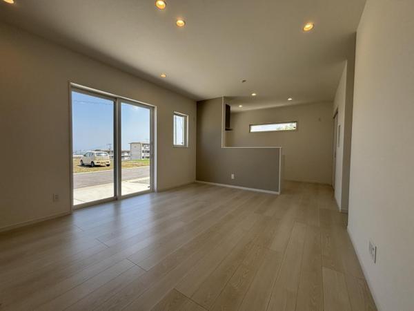 新築戸建 四国中央市中之庄町 JR予讃線伊予三島駅 2,440万円