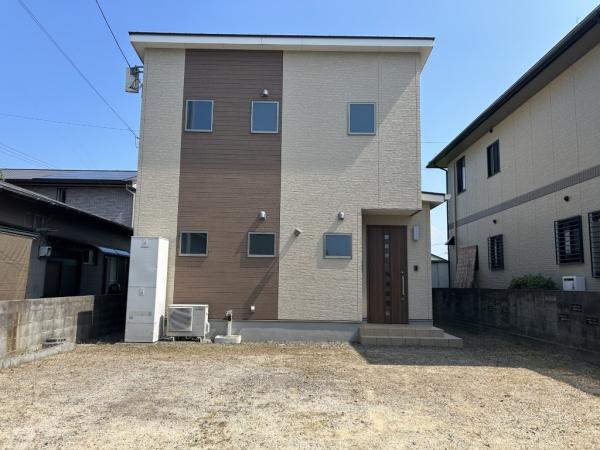 中古戸建 今治市横田町１丁目2-40 JR予讃線伊予富田駅 1,579万円