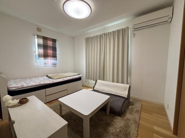 【不動産販売　愛媛総合】11623　中古住宅　四国中央市土居町津根 洋室