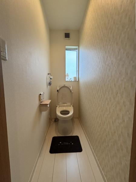 【不動産販売　愛媛総合】11623　中古住宅　四国中央市土居町津根 トイレ 