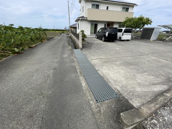 【不動産販売　愛媛総合】11623　中古住宅　四国中央市土居町津根 現地外観写真 