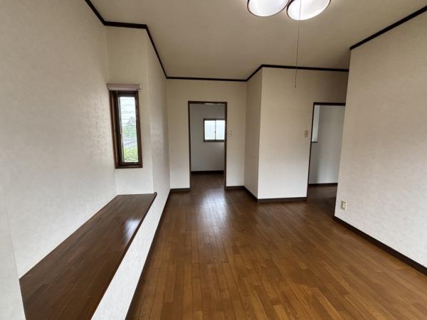 【不動産販売　愛媛総合】11014　新居浜市上原1丁目 洋室