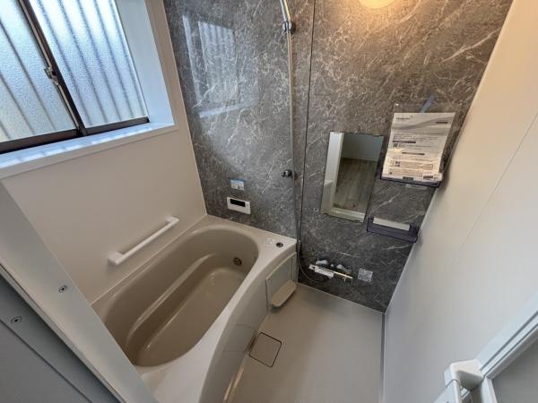 【不動産販売　愛媛総合】11014　新居浜市上原1丁目 浴室 