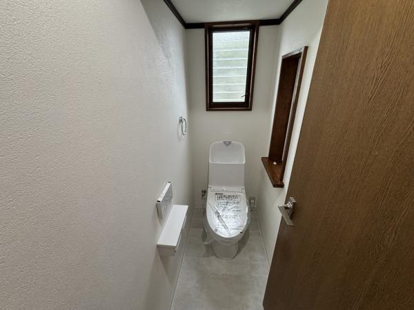 【不動産販売　愛媛総合】11014　新居浜市上原1丁目 トイレ 