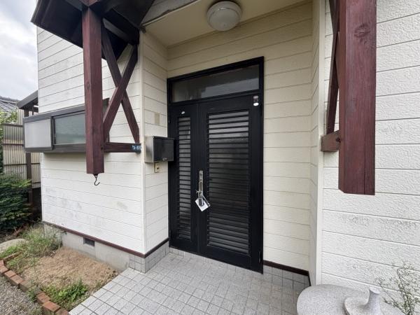 【不動産販売　愛媛総合】11014　新居浜市上原1丁目 玄関 