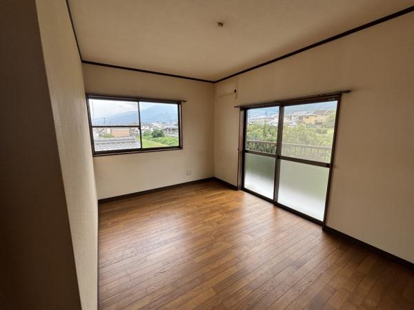 【不動産販売　愛媛総合】11014　新居浜市上原1丁目 洋室