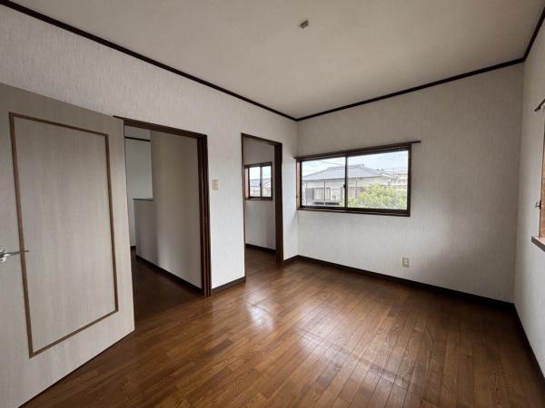 【不動産販売　愛媛総合】11014　新居浜市上原1丁目 洋室