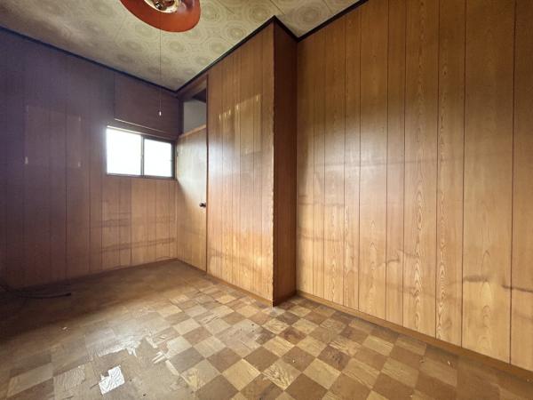 【不動産販売　愛媛総合】11711　中古住宅　新居浜市岸の上町1丁目 洋室