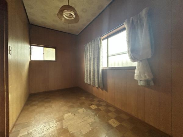 【不動産販売　愛媛総合】11711　中古住宅　新居浜市岸の上町1丁目 その他内観 