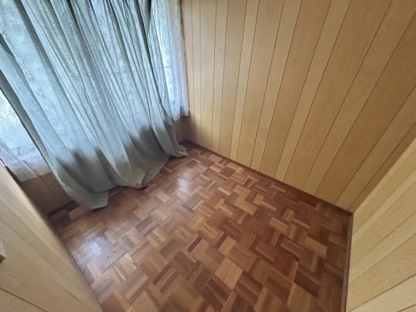 【不動産販売　愛媛総合】11711　中古住宅　新居浜市岸の上町1丁目 洋室