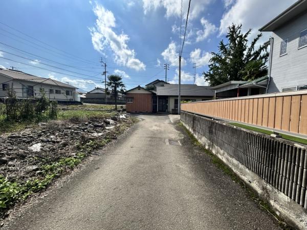 中古戸建 新居浜市萩生2681-4 JR予讃線中萩駅 1,130万円