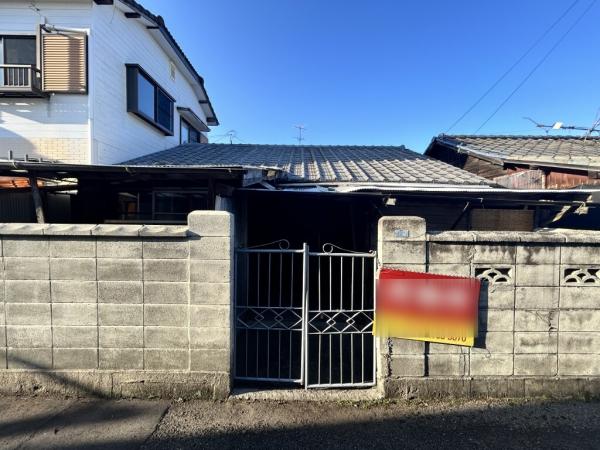 中古戸建 新居浜市清水町3-4 JR予讃線新居浜駅 98万円