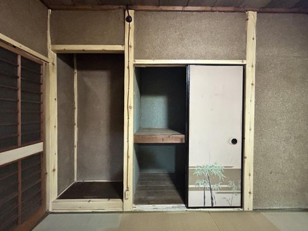 【不動産販売　愛媛総合】11946　中古住宅　新居浜市清水町 収納 