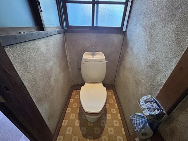 【不動産販売　愛媛総合】11946　中古住宅　新居浜市清水町 トイレ 
