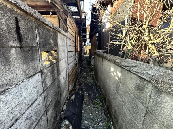 【不動産販売　愛媛総合】11946　中古住宅　新居浜市清水町 現地外観写真 