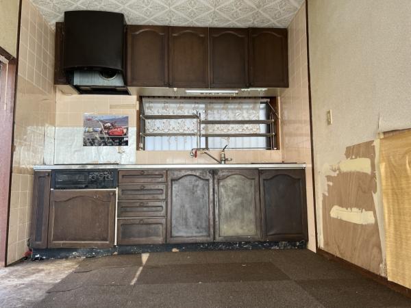 中古戸建 今治市新谷乙219-81 JR予讃線伊予富田駅 220万円