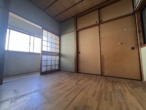 中古戸建 今治市新谷乙219-81 JR予讃線伊予富田駅 220万円