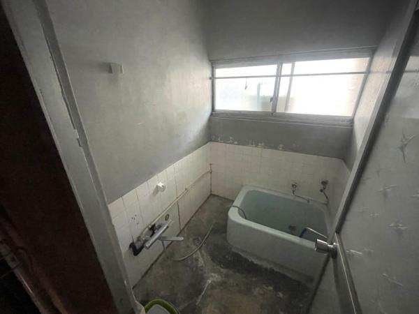 中古戸建 西条市明理川29-4 JR予讃線壬生川駅 350万円