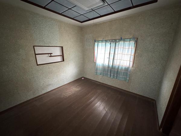 【不動産販売　愛媛総合】11746　中古住宅　今治市北鳥生町2丁目 洋室