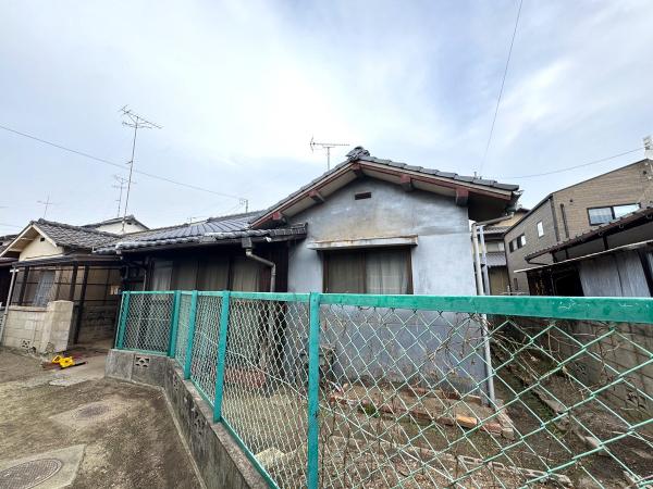 【不動産販売　愛媛総合】11746　中古住宅　今治市北鳥生町2丁目 現地外観写真 