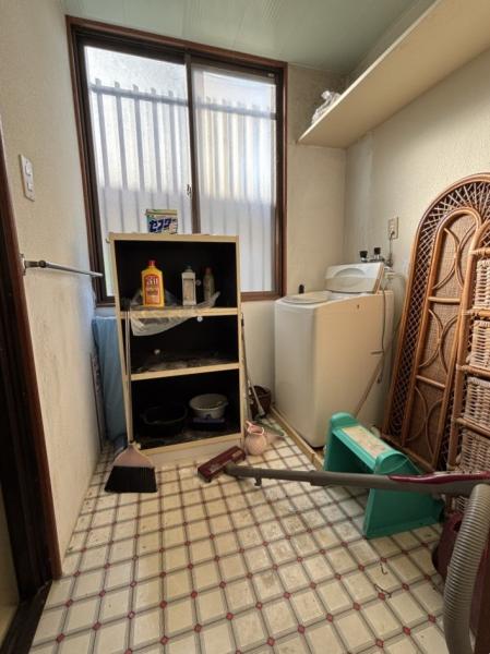 【不動産販売　愛媛総合】11795　中古住宅　四国中央市豊岡町長田 脱衣場