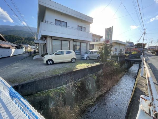 【不動産販売　愛媛総合】11795　中古住宅　四国中央市豊岡町長田 現地外観写真 
