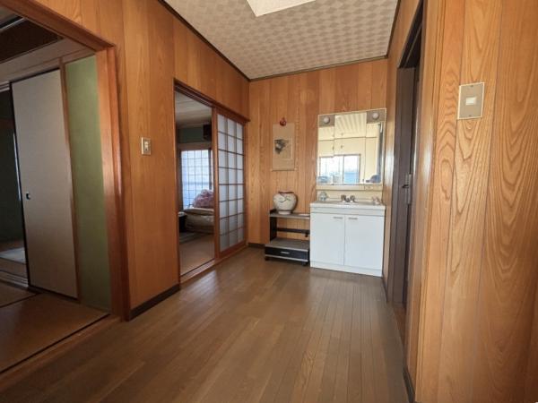 【不動産販売　愛媛総合】11795　中古住宅　四国中央市豊岡町長田 その他内観 