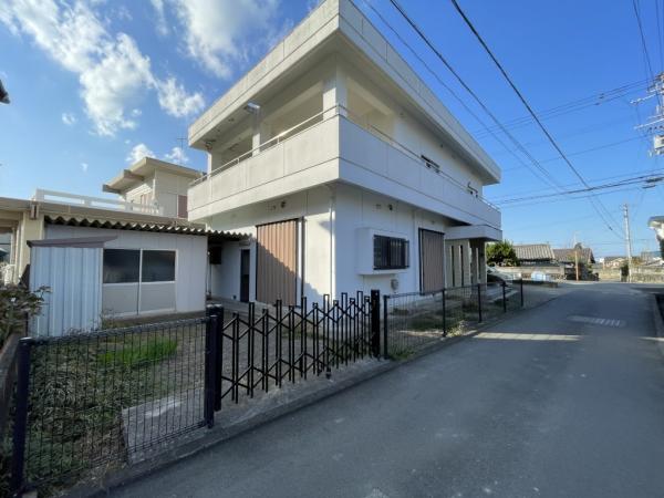 【不動産販売　愛媛総合】11795　中古住宅　四国中央市豊岡町長田 現地外観写真 