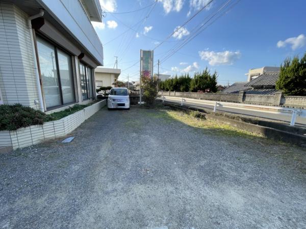 【不動産販売　愛媛総合】11795　中古住宅　四国中央市豊岡町長田 駐車場 