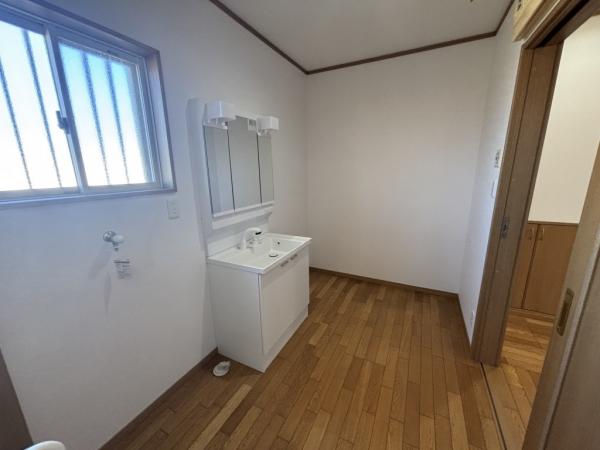 中古戸建 新居浜市土橋１丁目 JR予讃線新居浜駅 1,880万円