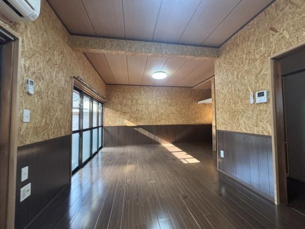 中古戸建 新居浜市坂井町３丁目6-53 JR予讃線新居浜駅 980万円