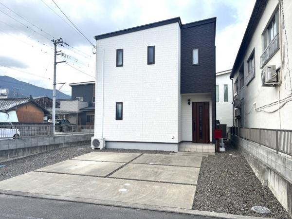 中古戸建 新居浜市喜光地町１丁目 JR予讃線新居浜駅 2,200万円