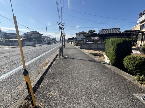 土地 新居浜市郷2丁目2-21 JR予讃線多喜浜駅 998万円