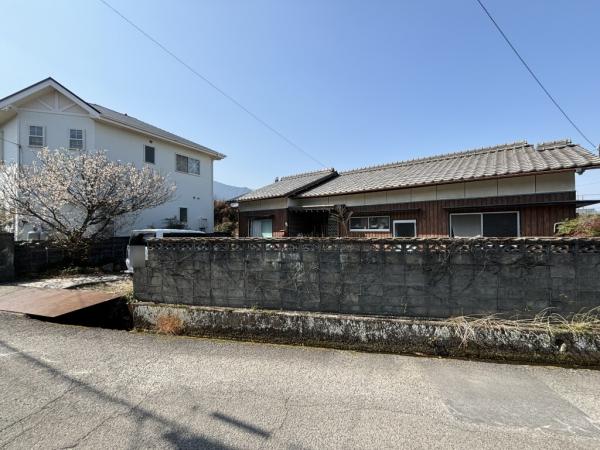 土地 新居浜市宮原町2-11 JR予讃線新居浜駅 950万円