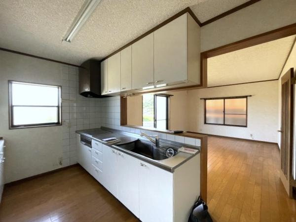 中古戸建 今治市新谷174-15 JR予讃線伊予富田駅 1,358万円