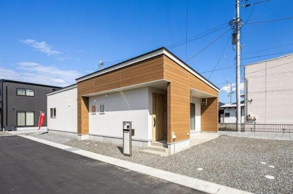 新築戸建 新居浜市政枝町２丁目 JR予讃線新居浜駅 2,998万円