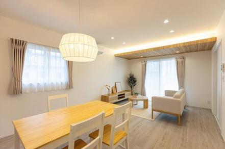 新築戸建 新居浜市政枝町２丁目 JR予讃線新居浜駅 2,998万円