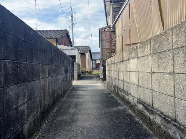 中古戸建 今治市河南町１丁目6-10 JR予讃線今治駅 288万円