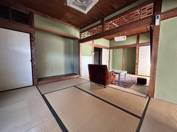 中古戸建 新居浜市西の土居町１丁目9-23 JR予讃線新居浜駅 380万円