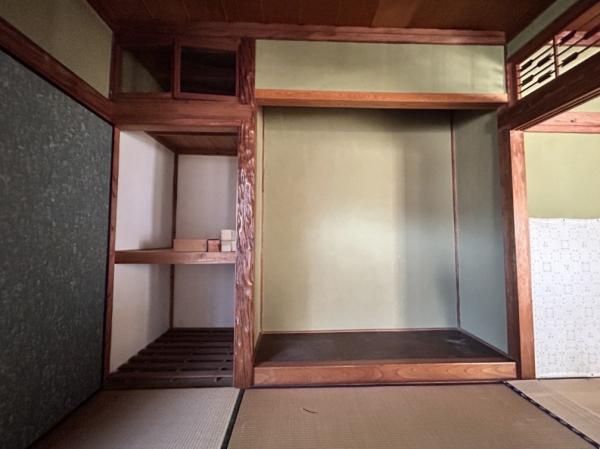 中古戸建 新居浜市西の土居町１丁目9-23 JR予讃線新居浜駅 380万円