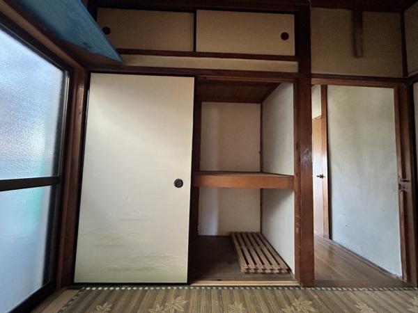 中古戸建 新居浜市西の土居町１丁目9-23 JR予讃線新居浜駅 380万円