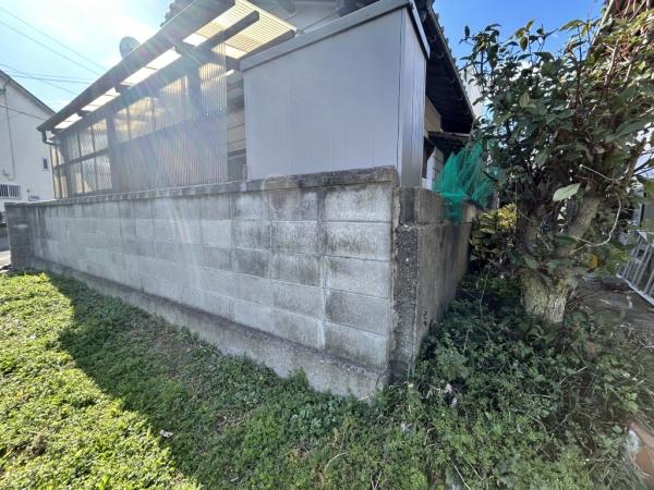 中古戸建 新居浜市西の土居町１丁目9-23 JR予讃線新居浜駅 380万円