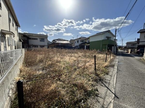 土地 新居浜市中須賀町２丁目 JR予讃線新居浜駅 700万円