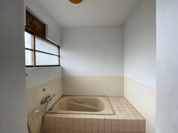 中古戸建 西条市丹原町石経842-1 JR予讃線玉之江駅 205万円