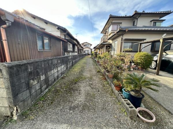 土地 新居浜市田の上２丁目14-28 JR予讃線多喜浜駅 780万円