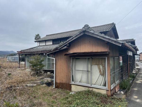 土地 今治市新谷24-2 JR予讃線伊予富田駅 680万円