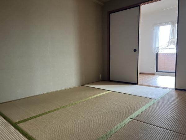中古マンション 今治市東門町２丁目 JR予讃線今治駅 900万円